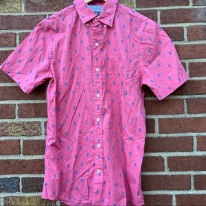 IZOD Men's  Button Down Short Sleeve Shirt Pink Pineapple Print Size Small